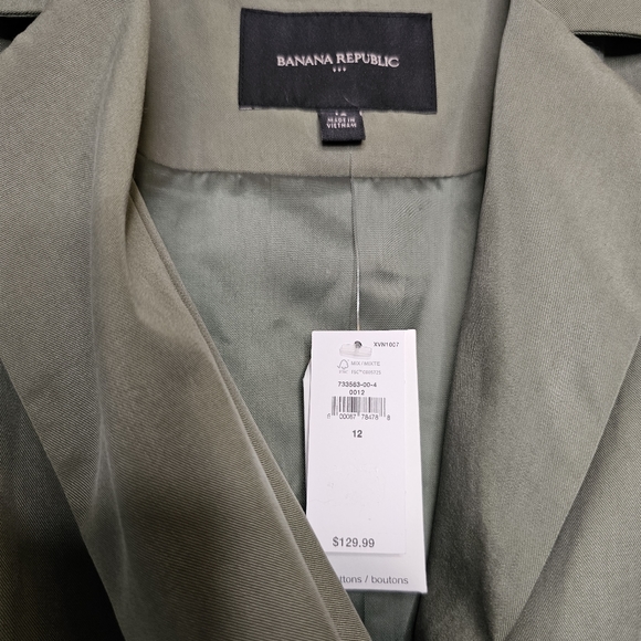 2/$50 🌵 | NWT | Banana Republic | Green Cropped Blazer - Picture 8 of 10